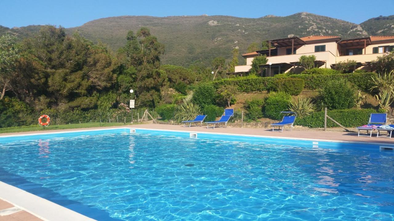 Elbamare Residence Con Piscina Nisporto ภายนอก รูปภาพ