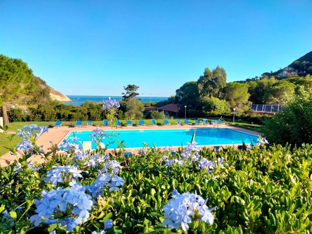 Elbamare Residence Con Piscina Nisporto ภายนอก รูปภาพ